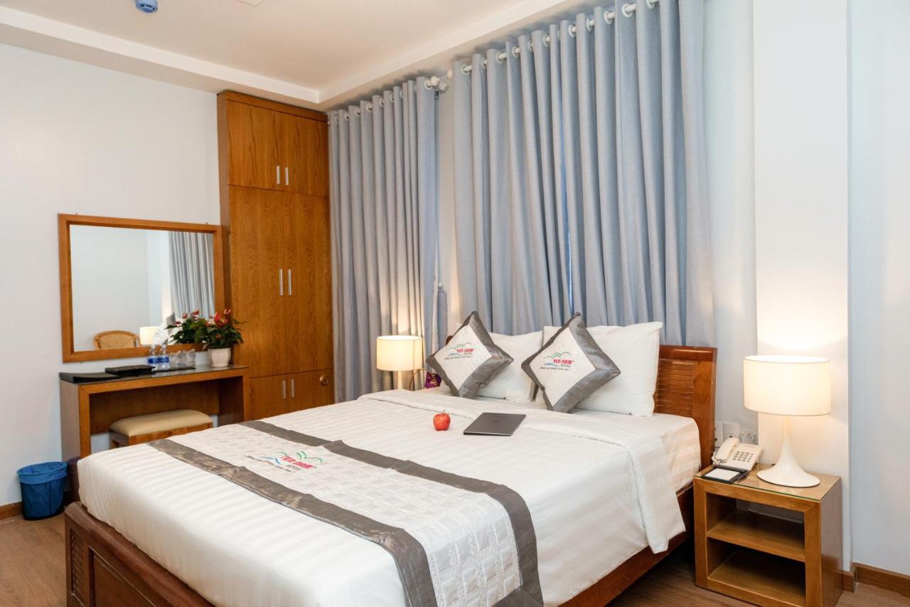 Reddoorz Yen Nam Hotel Hoang Van Thu Хошимин Экстерьер фото